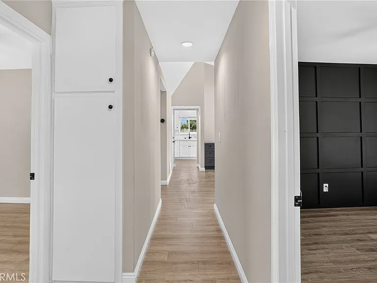 24441 Denise Pl — Photo 38