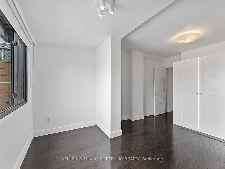 2118A Danforth Ave — Photo 26