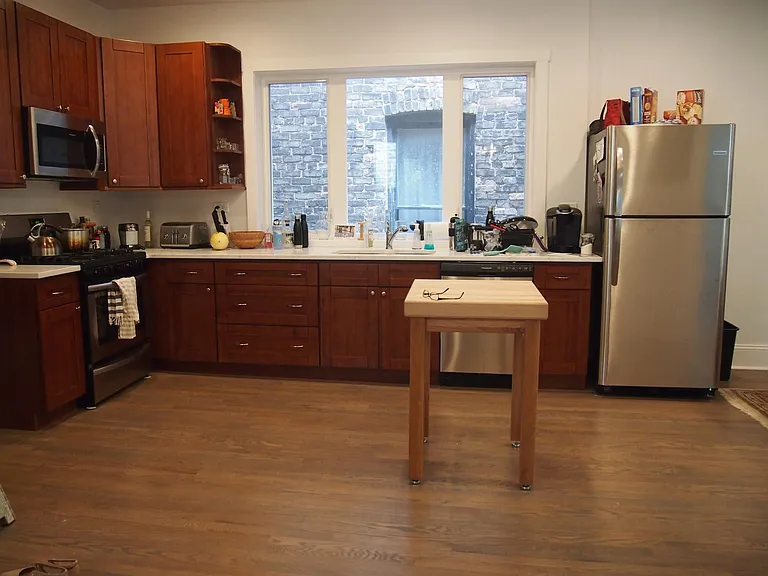 1517 N Bell Ave #2 — Photo 6