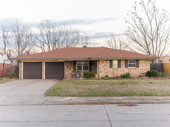 3208 Shadybrook Dr, Midwest City, OK 73110