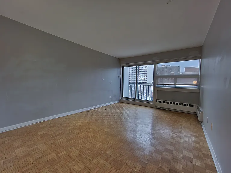 420 Gilmour St — Photo 22