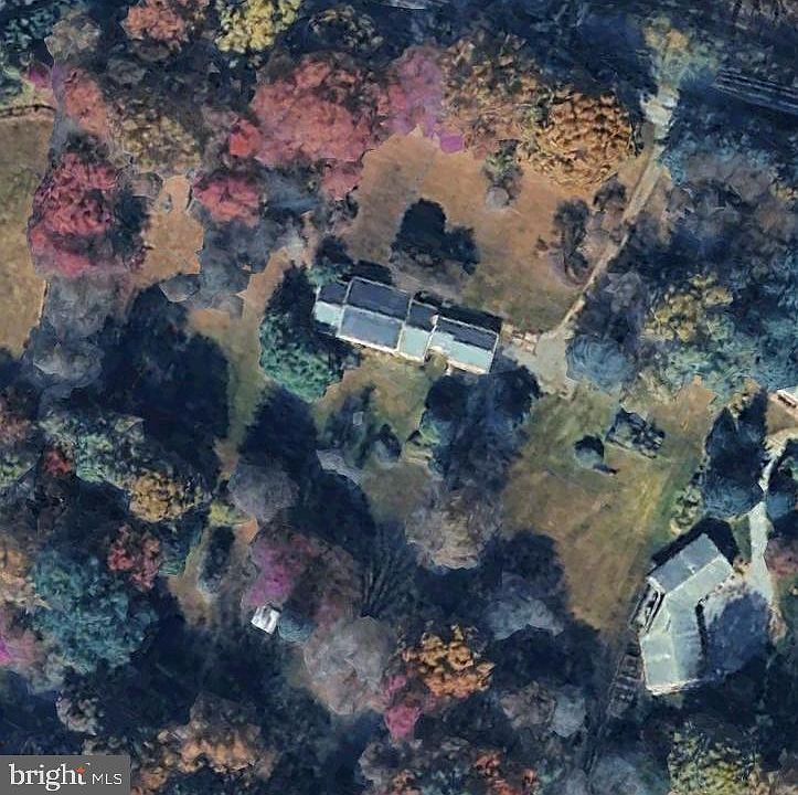 1st image of 526 Church Hill Rd