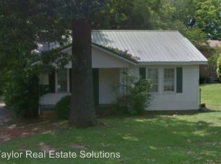 404 Church Ave NE, Jacksonville, AL 36265