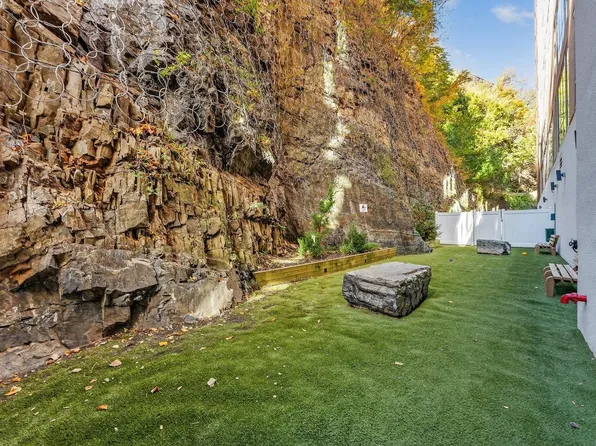 8701 Churchill Road image 25 of 30