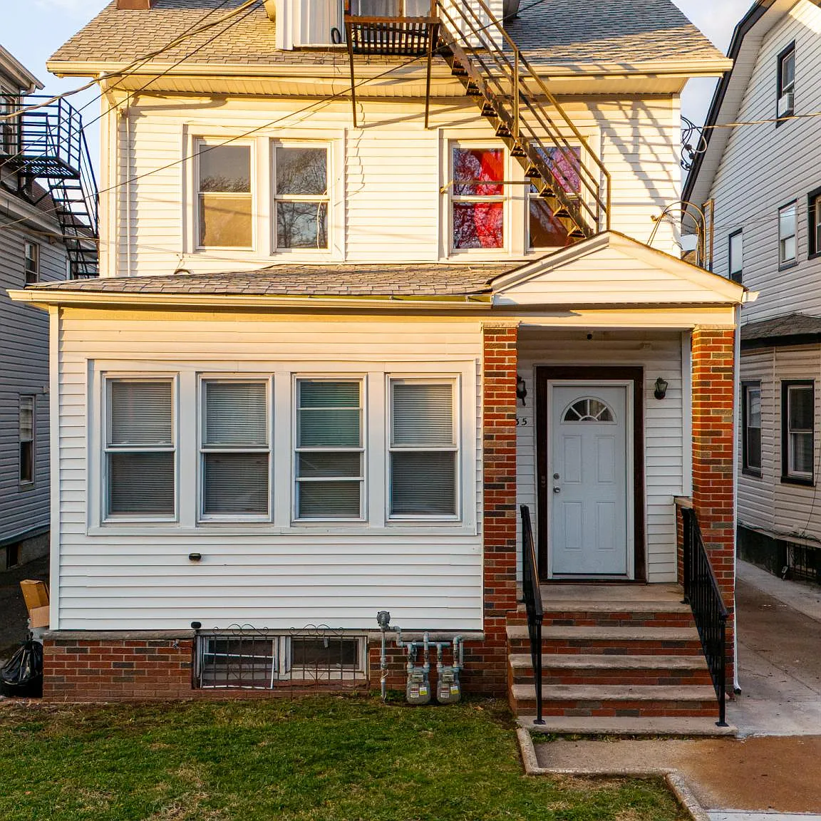 235 Westfield Ave — Photo 1