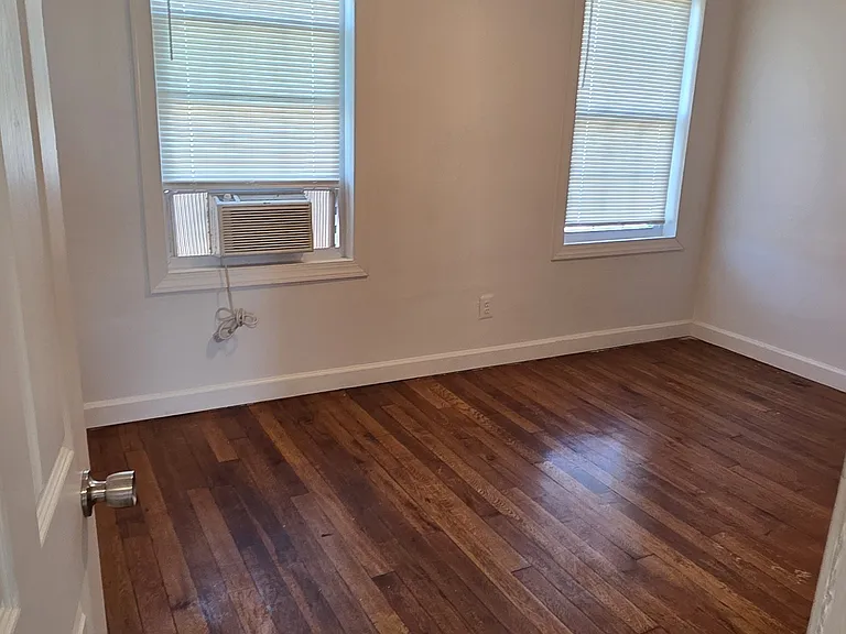 511 Seagull Ave — Photo 6