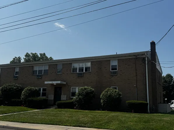 317 E Grand Ave APT 2, Rahway, NJ 07065