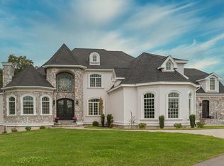 15 Norma Way, Middleton, MA 01949