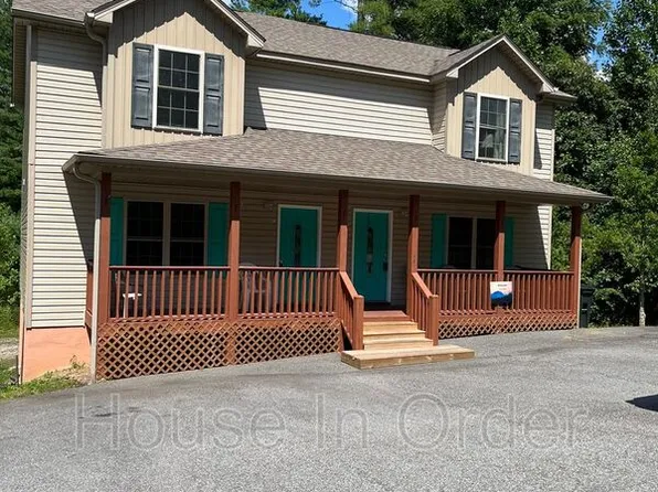 7 Sirenas Way Unit B, Fletcher, NC 28732
