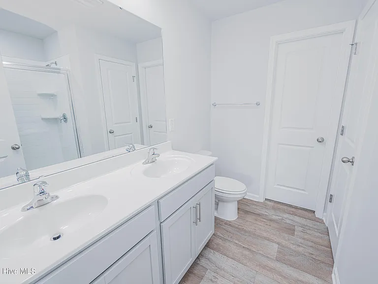 607 Ava St — Photo 14