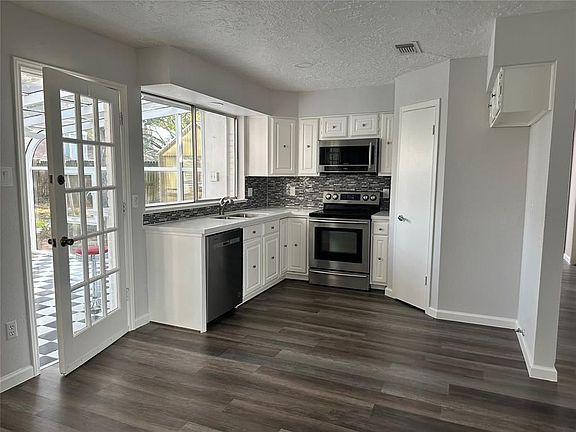 4th image of 21422 Highland Knolls Dr