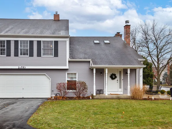 2S753 Grove Ln, Warrenville, IL 60555