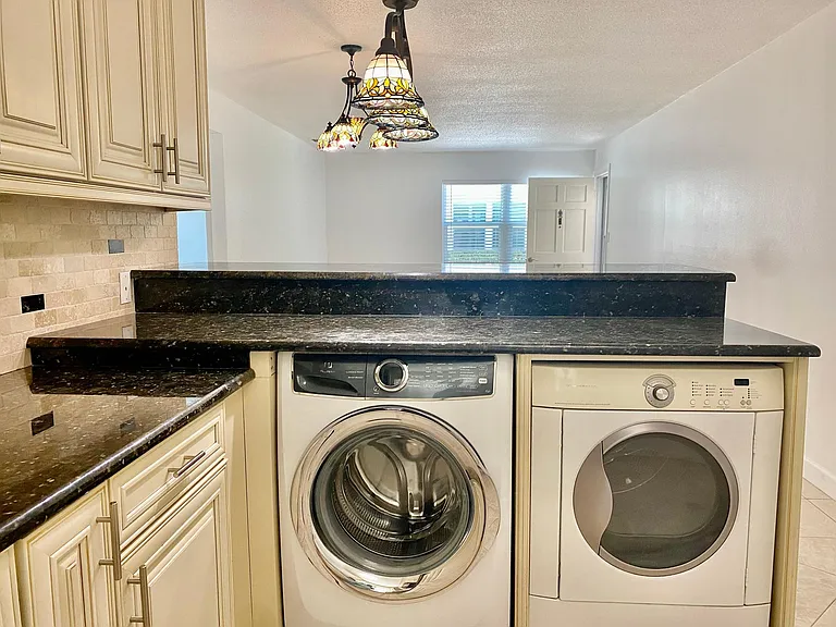 506 71st Ave #4 — Photo 30