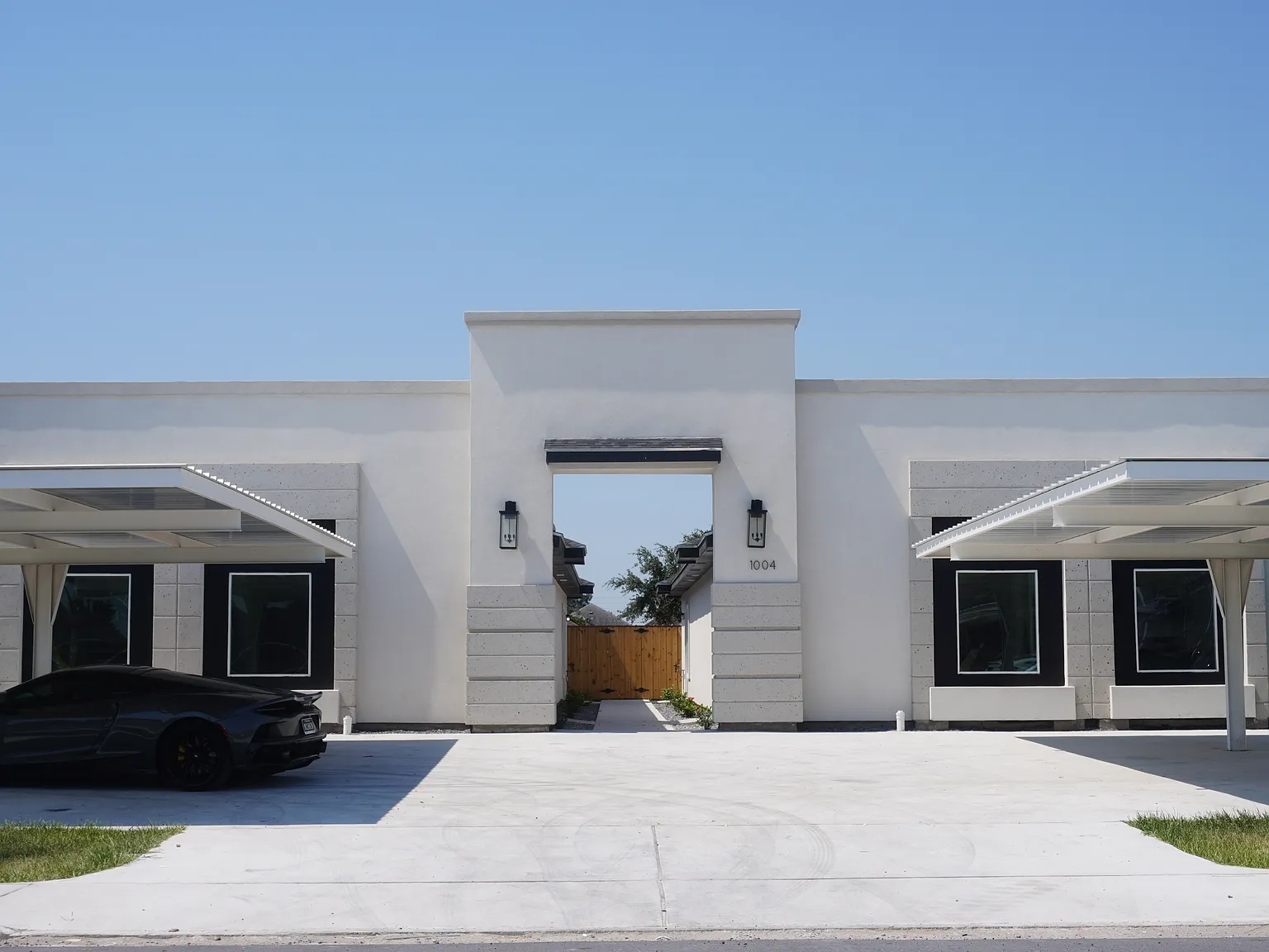 1004 Sugar Garden Dr. - 2 — Photo 1