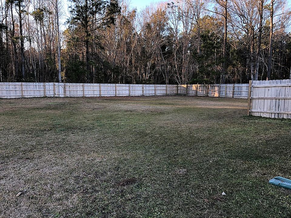 2nd image of 115 Glenwood Dr