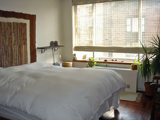 Rented by Boulevard Residentials | media 7