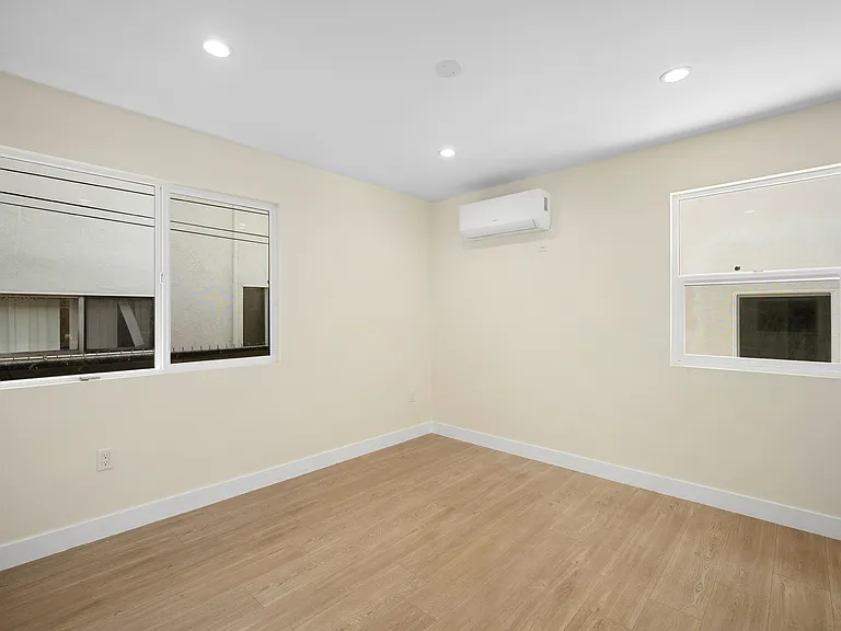 1007 W Angeleno Ave #103 — Photo 9