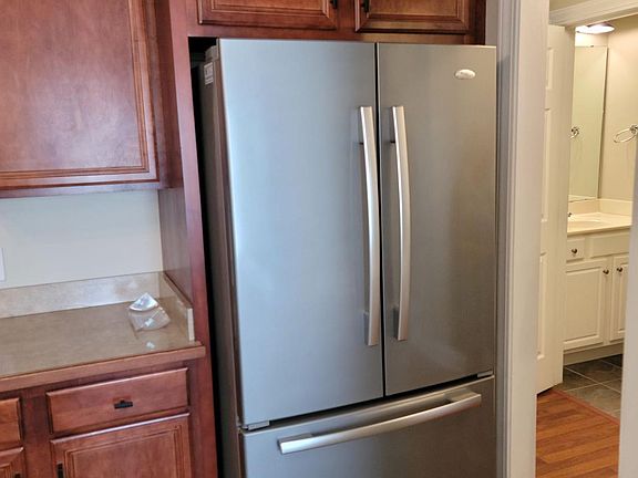 4th image of 2051A Cambria Dr