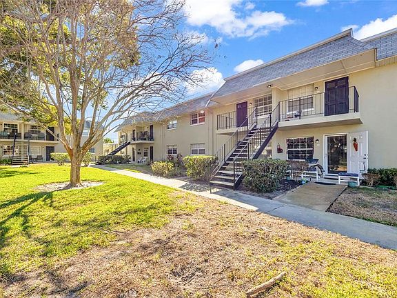 5th image of 525 Conway Rd APT 31