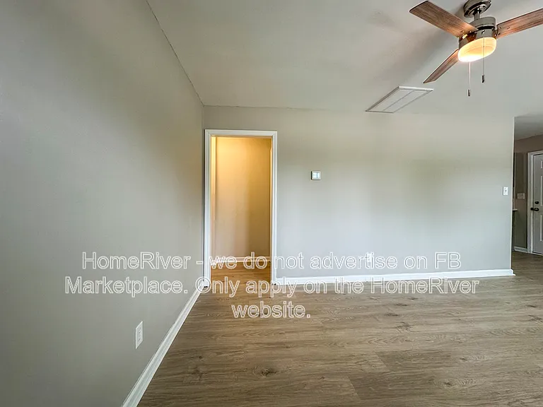 5033 Sunset Lake Rd — Photo 8