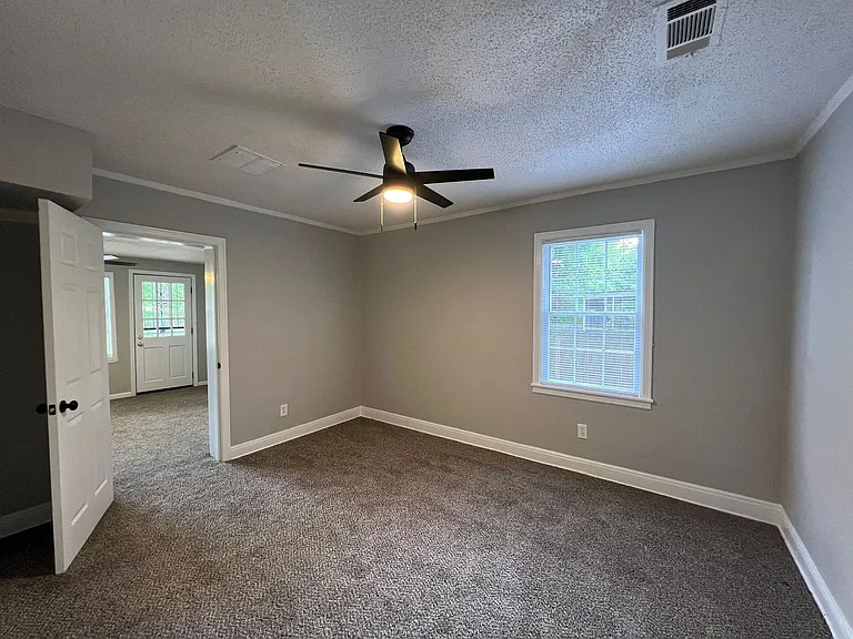 505 Haynes St — Photo 15