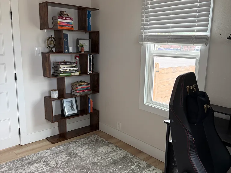 Office/Bedroom 2