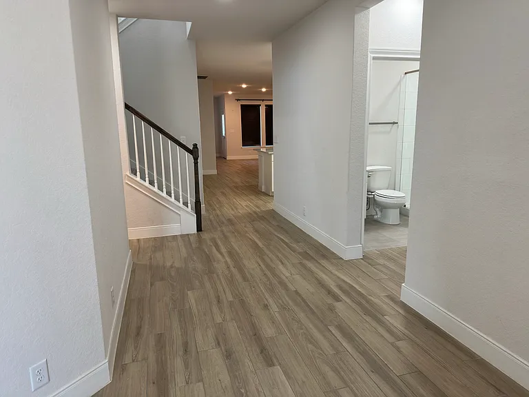 9603 Van Horn — Photo 3