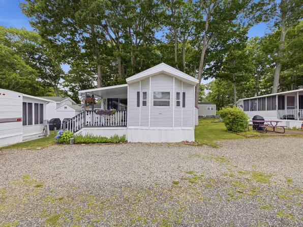 9 Bourne Avenue #A5, Wells, ME 04090
