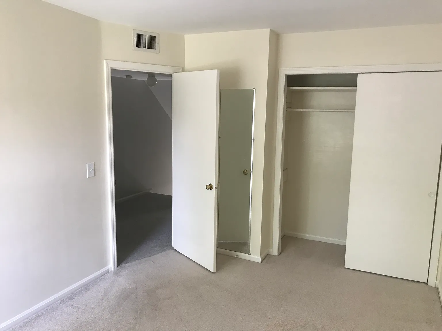2 bed, 1.5 bath, 1152 sqft, $2,100 — Photo 4