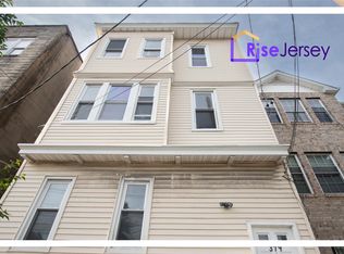 379 Hawthorne Ave, Newark, NJ 07112