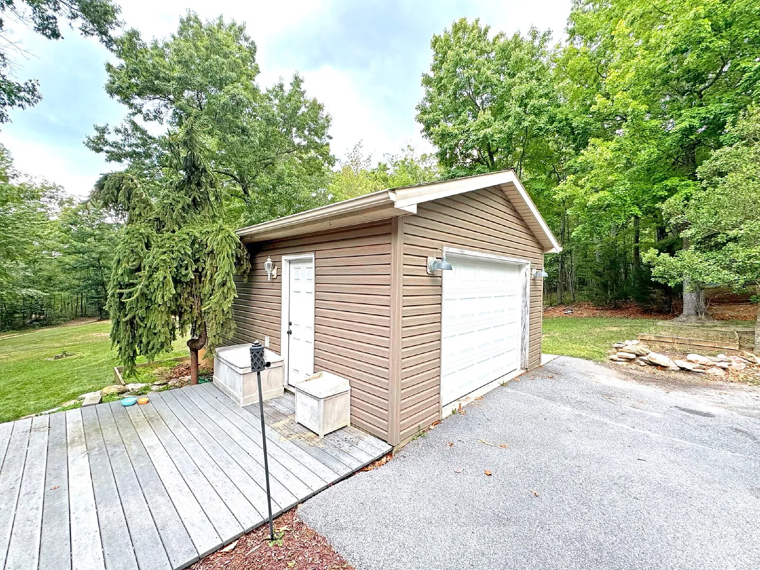 1 bed, 1.5 bath, $1,600 — Photo 2
