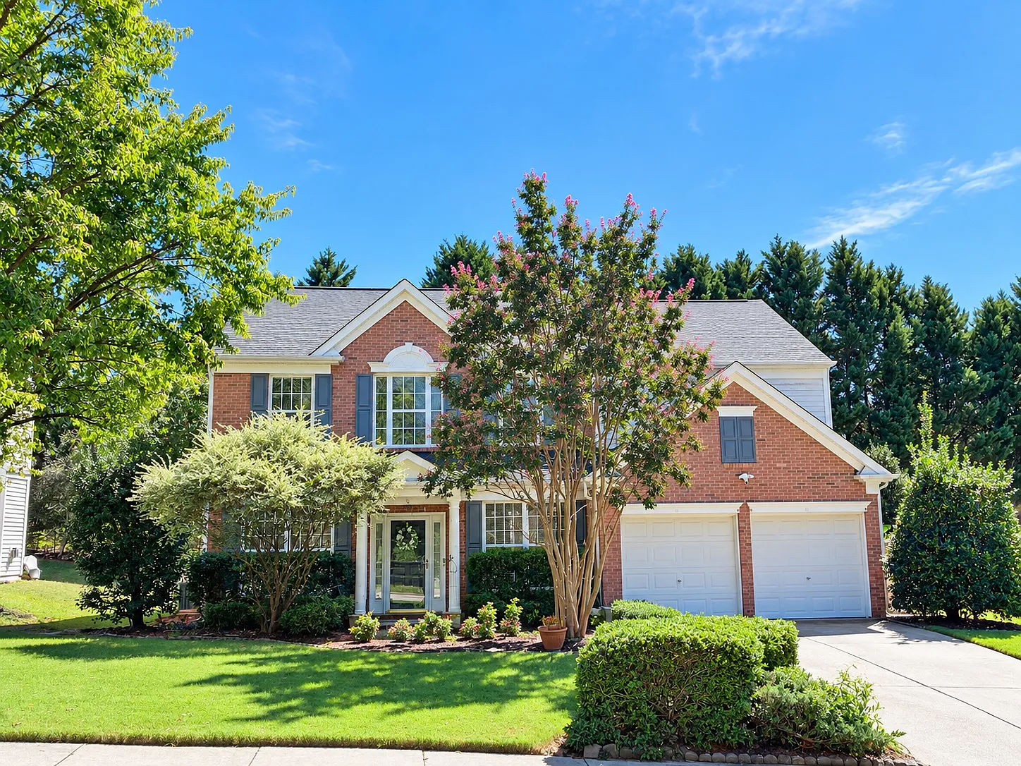 5 bed, 3.5 bath, 2532 sqft, $2,795 — Photo 1