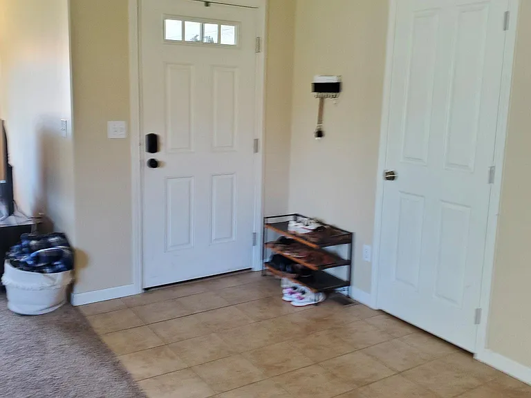 2309 N Water St — Photo 2