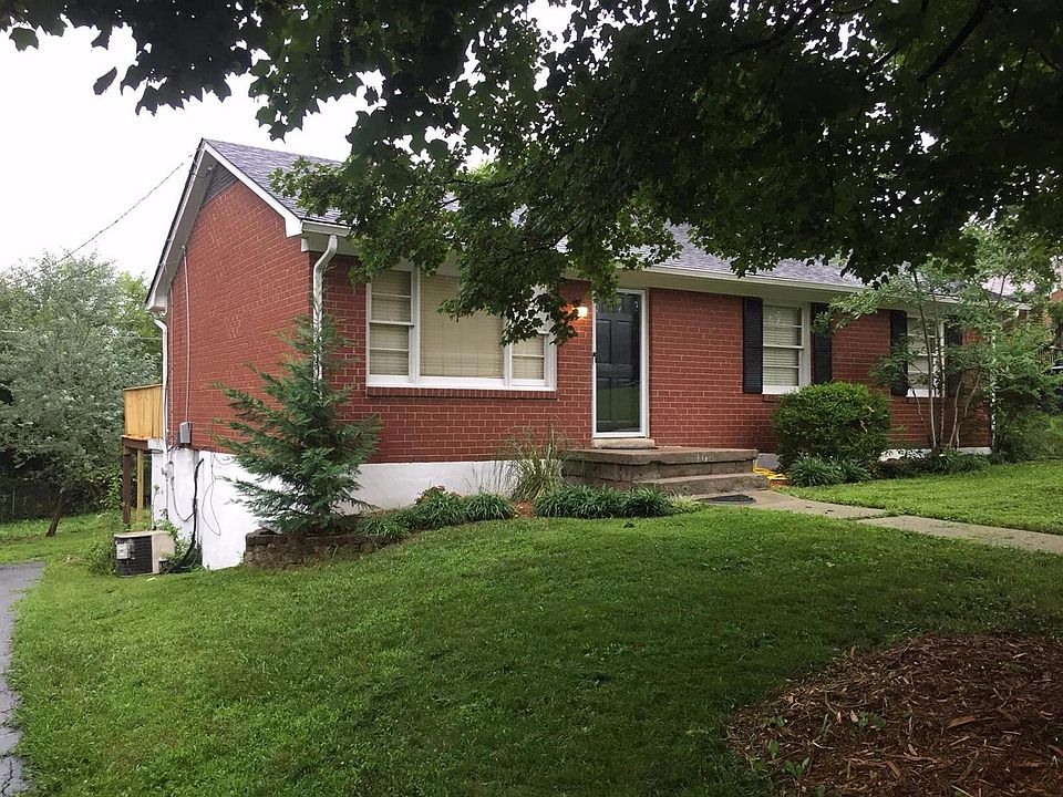 1st image of 1406 Beaufort Dr