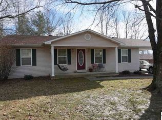 403 E Fairview Ave, Eddyville, KY 42038