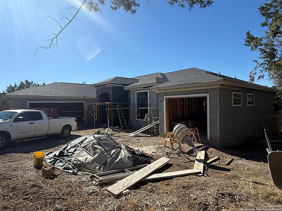 1st image of 189 Mustang Lane