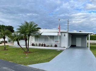 8673 Crown Dr #261, Boynton Beach, FL 33436