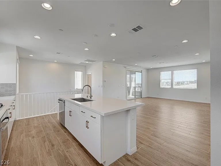 11636 Fleet Wing Ave — Photo 5
