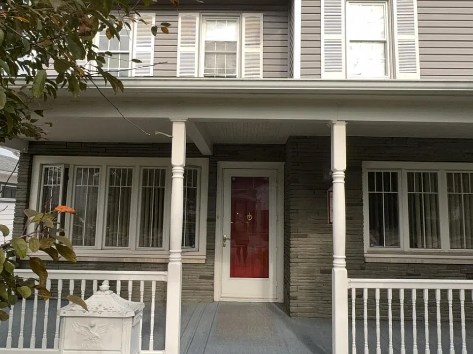 105 Johnson St #2