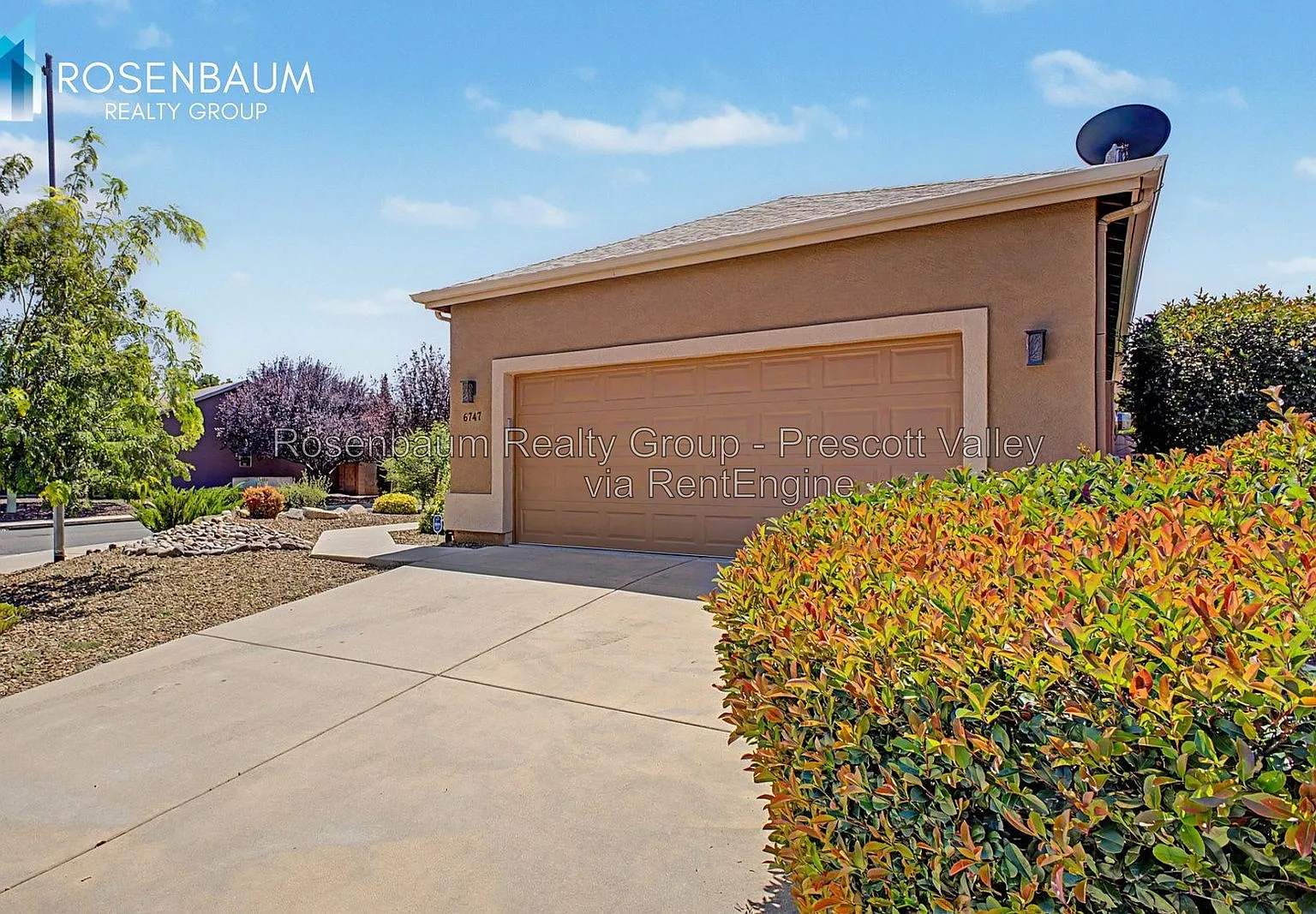 3 bed, 2.0 bath, 1358 sqft, $2,200 — Photo 3