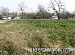 411 W 6th St, Eldon, MO 65026