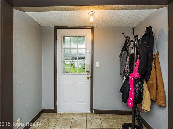 2nd image of 1010 Evans St