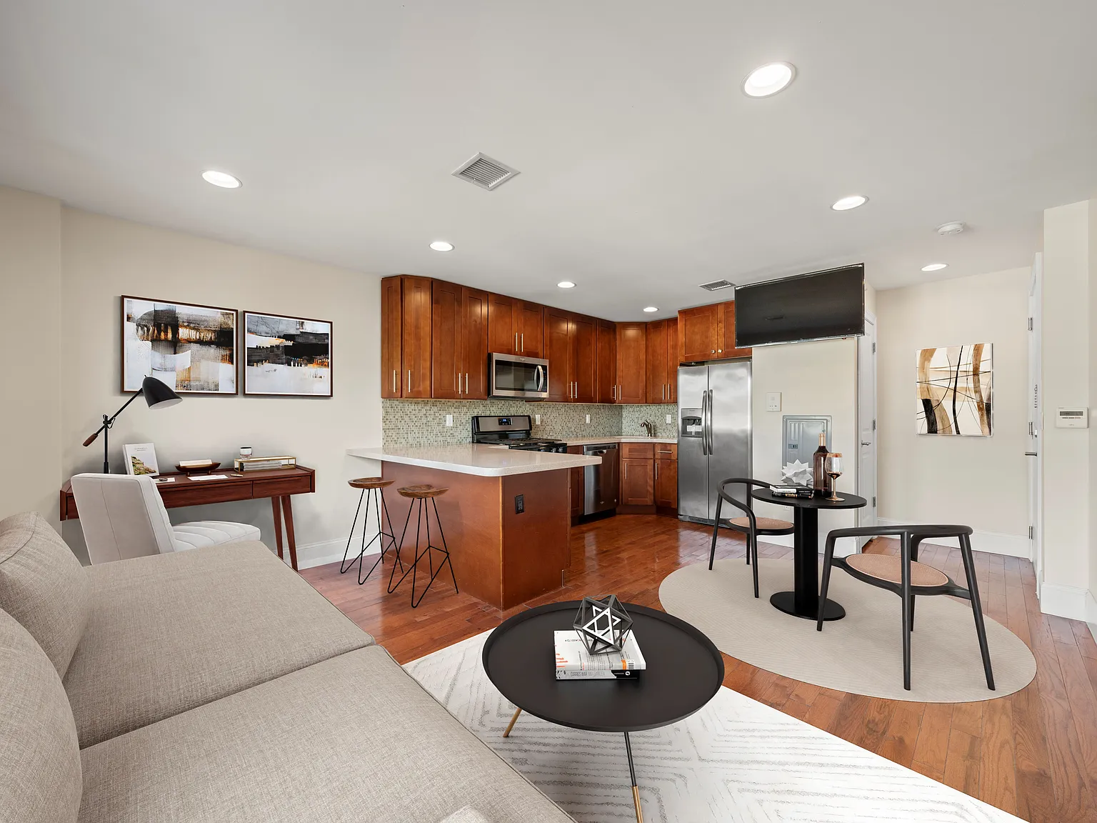 1 bed, 500 sqft, $1,895 — Photo 3