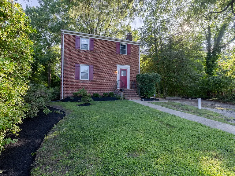 4603 Guilford Pl — Photo 4