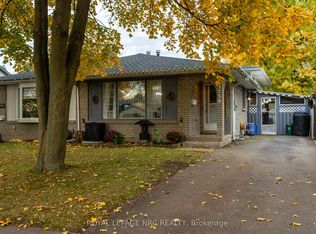 3739 Orlando Dr, Niagara Falls, ON L2J 4B5