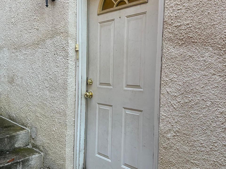 Private front Enterance