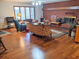 733 Wayland Dr, Forsyth, MO 65653
