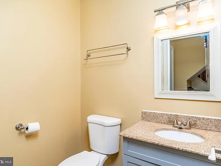 3134 Delburne Ct — Photo 9