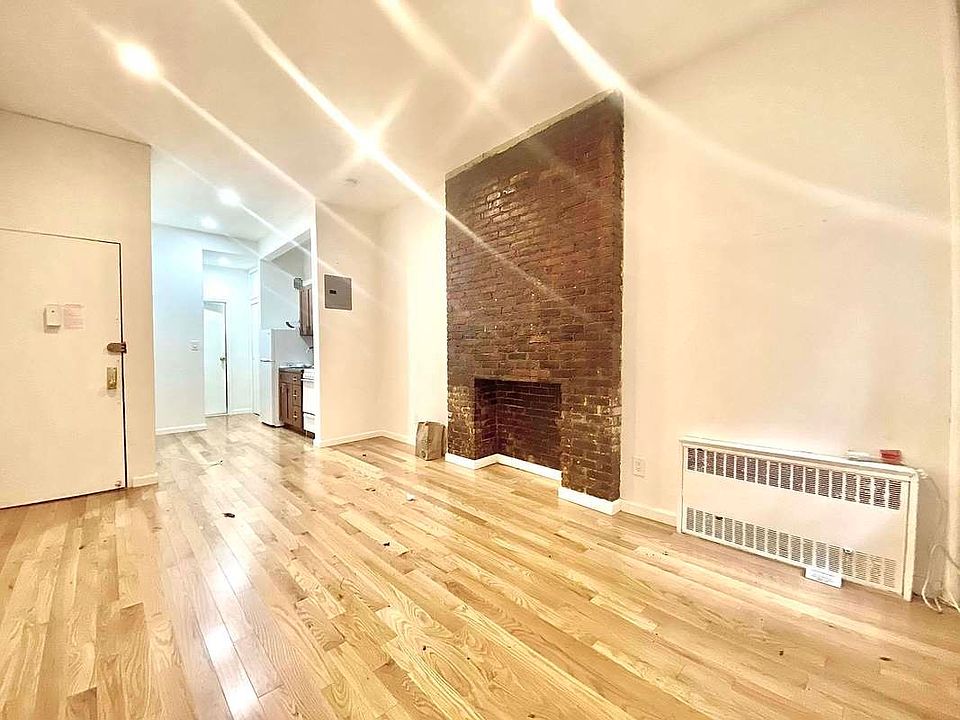1st image of 227 E 5th St