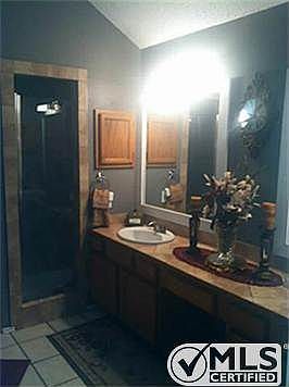 4th image of 906 Ramblewood Dr